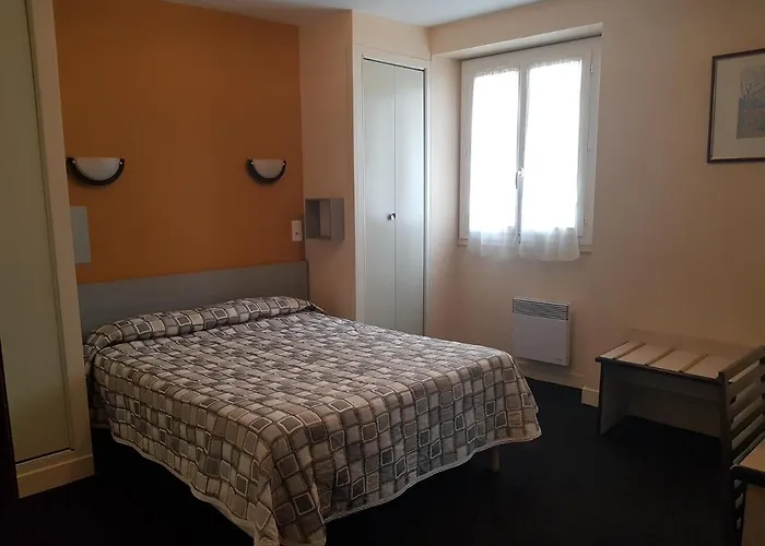 Saint Sebastien Hotel 2*